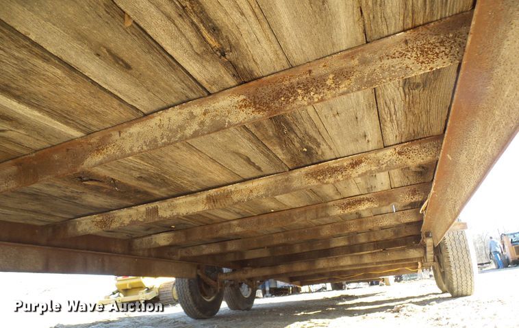 image for item DD1765 1995 equipment trailer