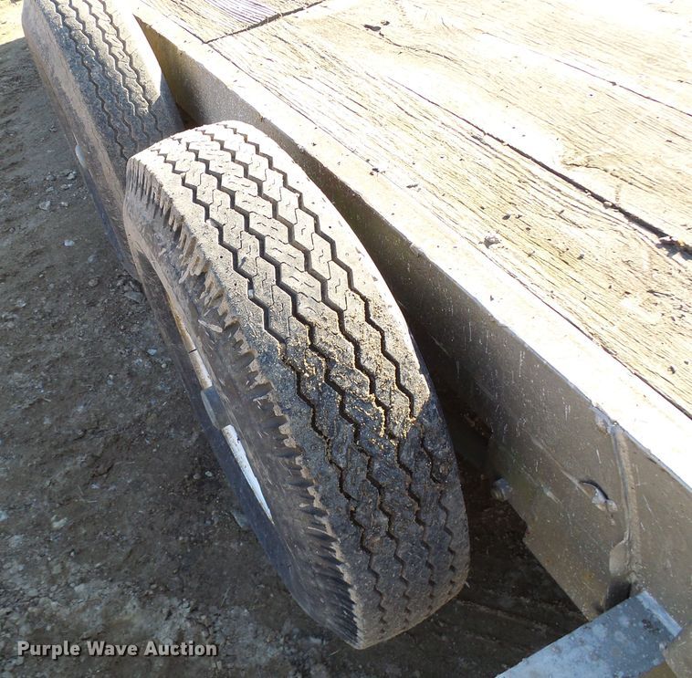image for item DD1765 1995 equipment trailer