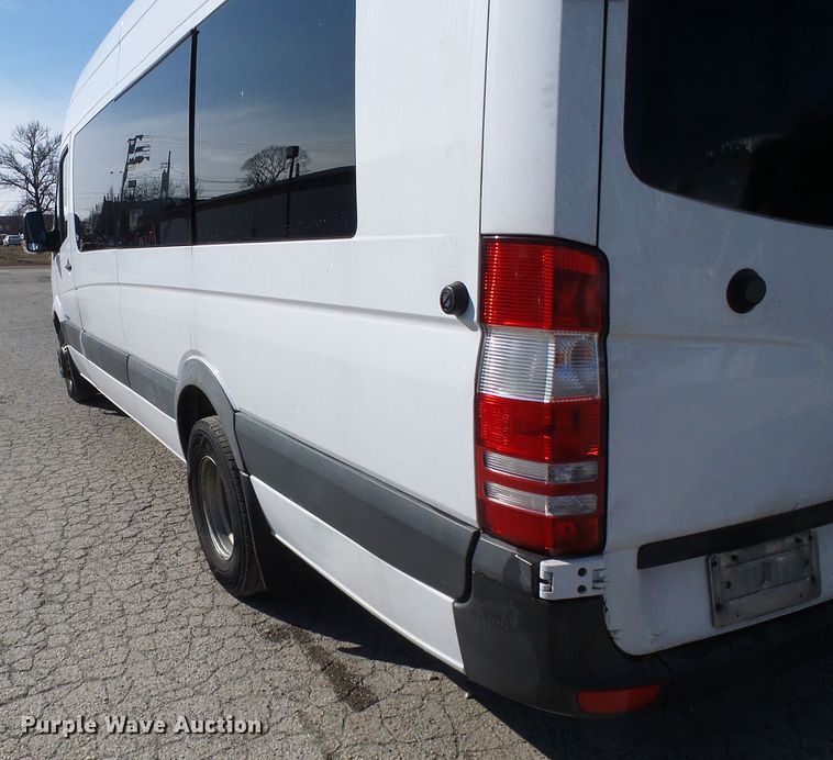 image for item DD1772 2007 Dodge Sprinter 3500 shuttle bus