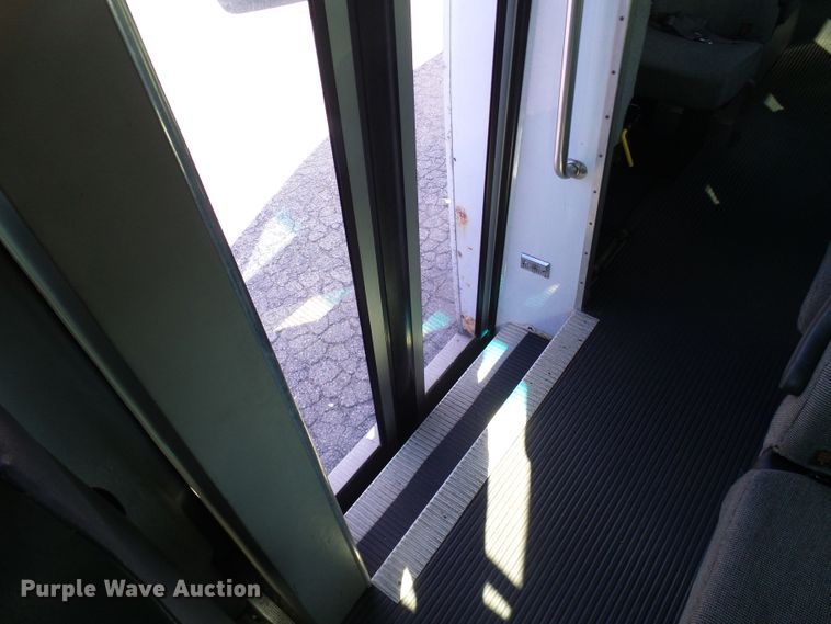 image for item DD1772 2007 Dodge Sprinter 3500 shuttle bus