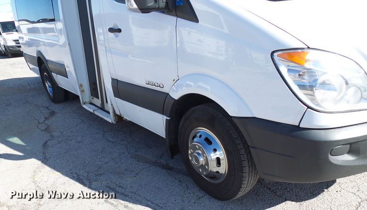 image for item DD1773 2007 Dodge Sprinter 3500 shuttle bus