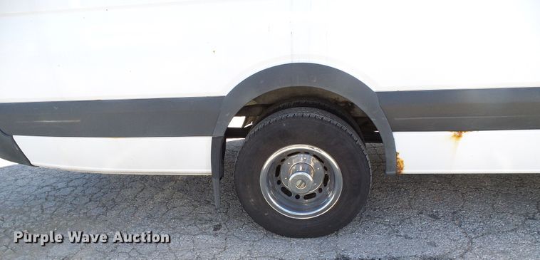 image for item DD1773 2007 Dodge Sprinter 3500 shuttle bus