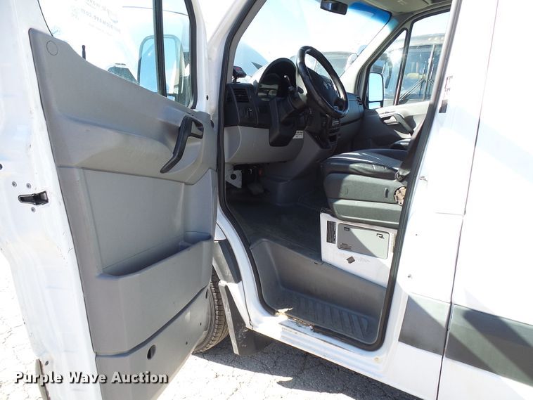 image for item DD1773 2007 Dodge Sprinter 3500 shuttle bus