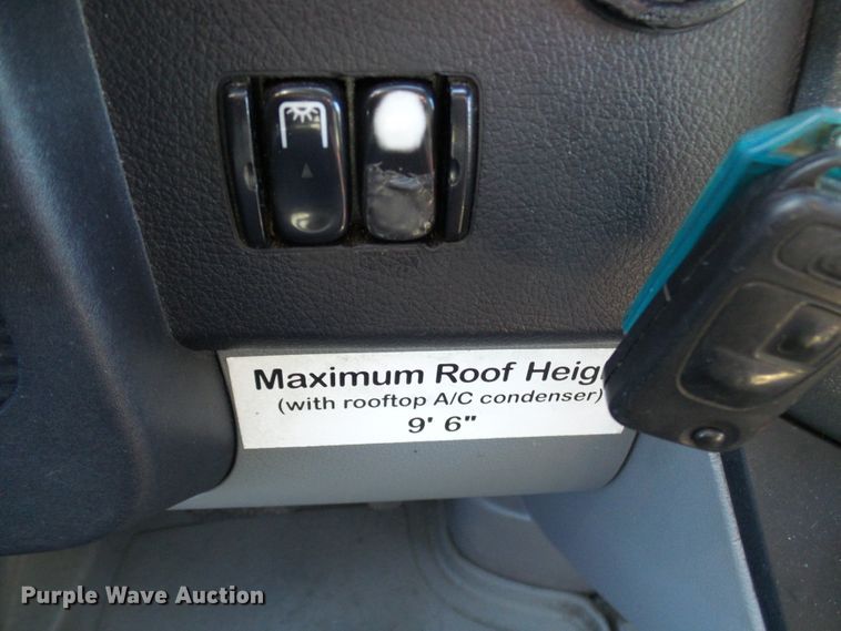 image for item DD1773 2007 Dodge Sprinter 3500 shuttle bus