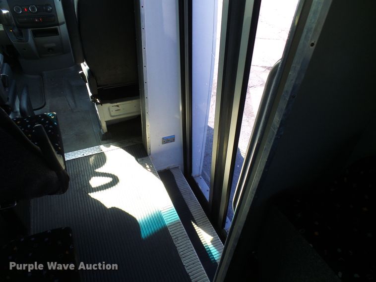 image for item DD1773 2007 Dodge Sprinter 3500 shuttle bus