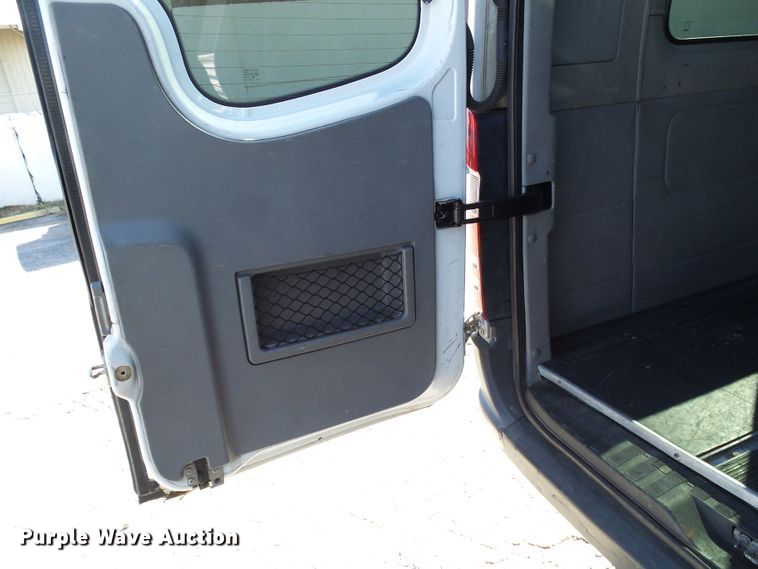 image for item DD1773 2007 Dodge Sprinter 3500 shuttle bus