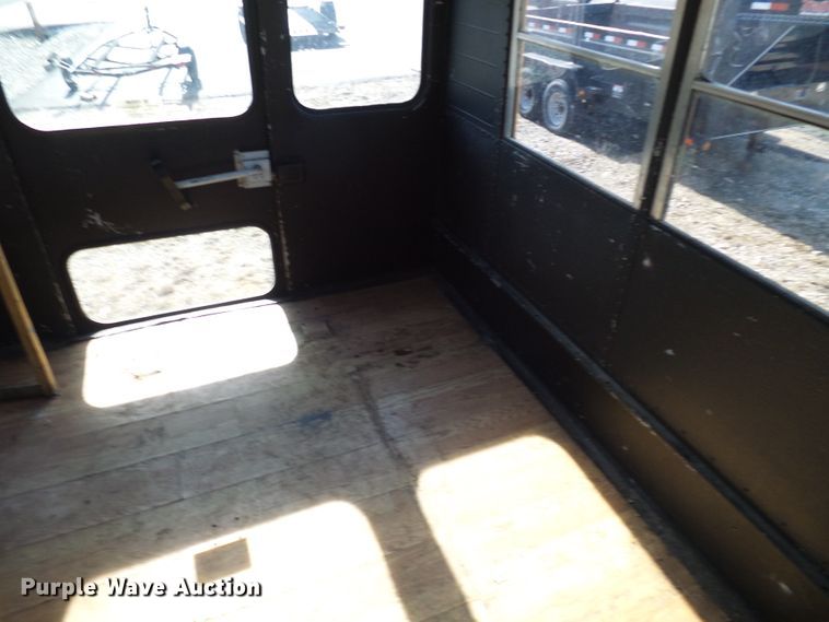 image for item DD1779 1993 International 3800 school bus