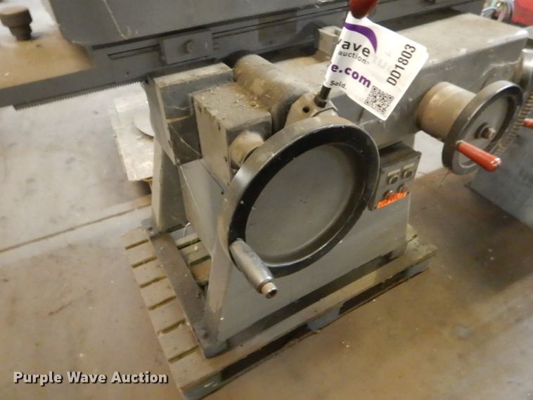 image for item DD1803 Clausing Covel 4010 mill