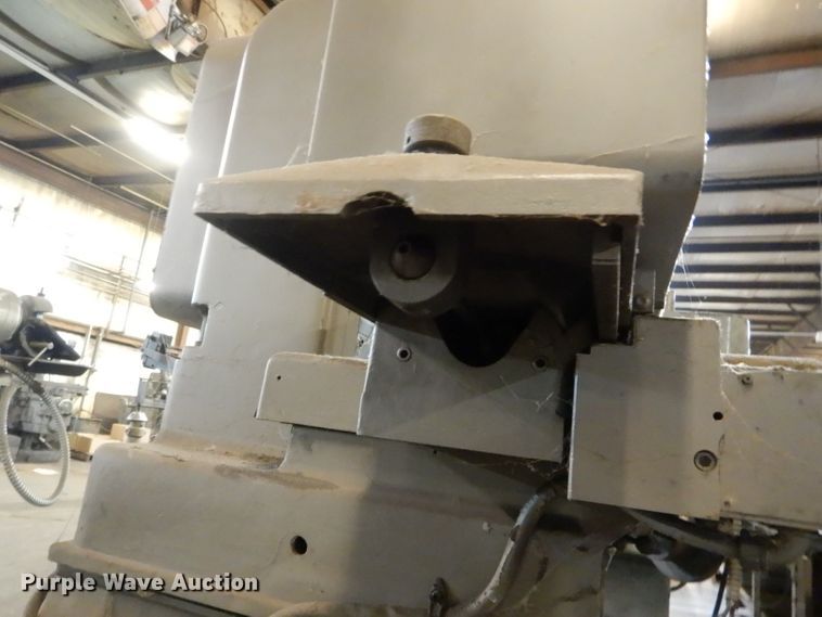 image for item DD1803 Clausing Covel 4010 mill