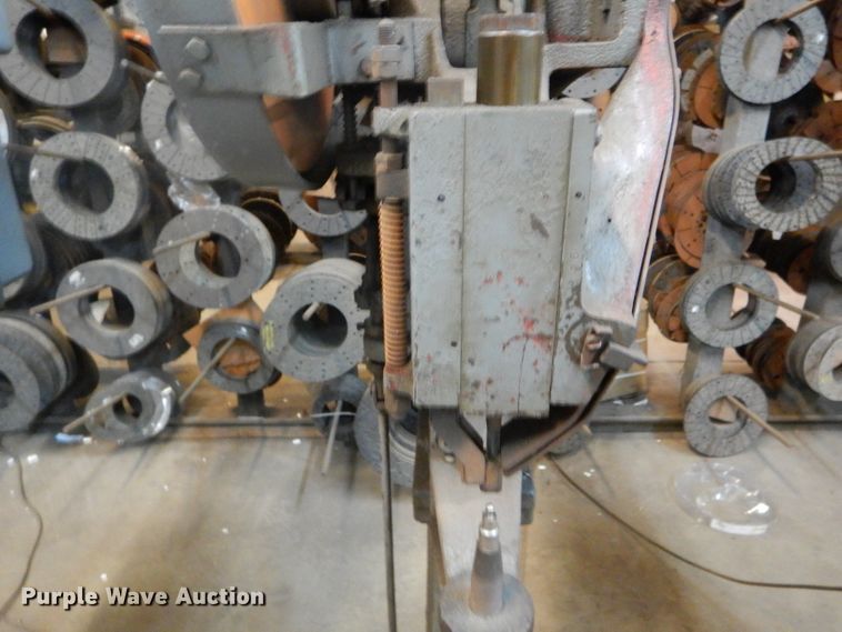 image for item DD1819 Chicago Rivet and Machine 13-9327 riveter