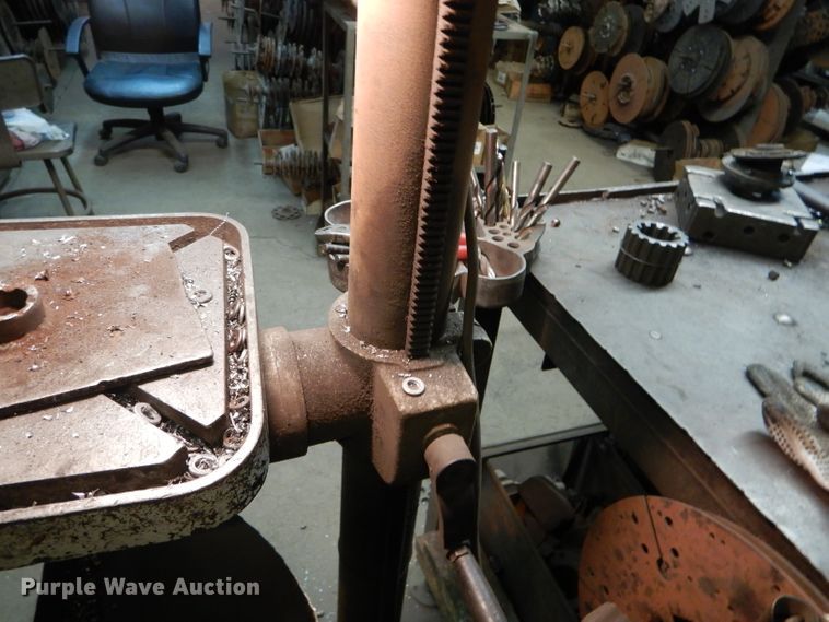 image for item DD1831 Drill press