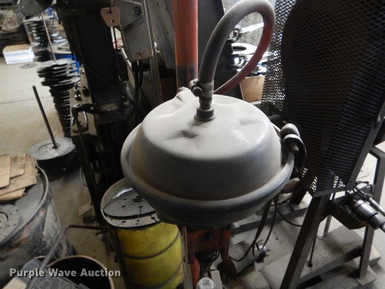 image for item DD1833 Press