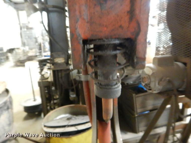 image for item DD1833 Press