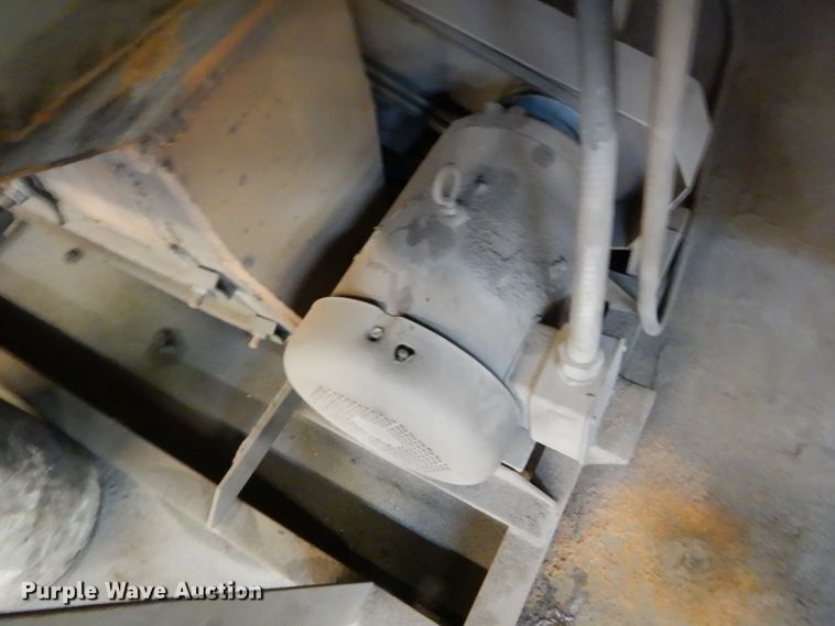 image for item DD1837 Waco The Blaster sandblaster with dust collector