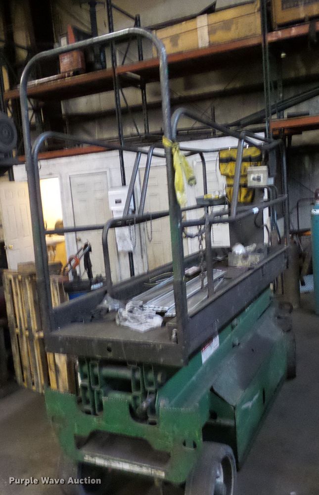 image for item DD1865 Condor V2033XL scissor lift