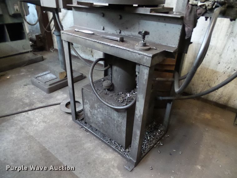 image for item DD1871 Arrow automotive hydraulic press