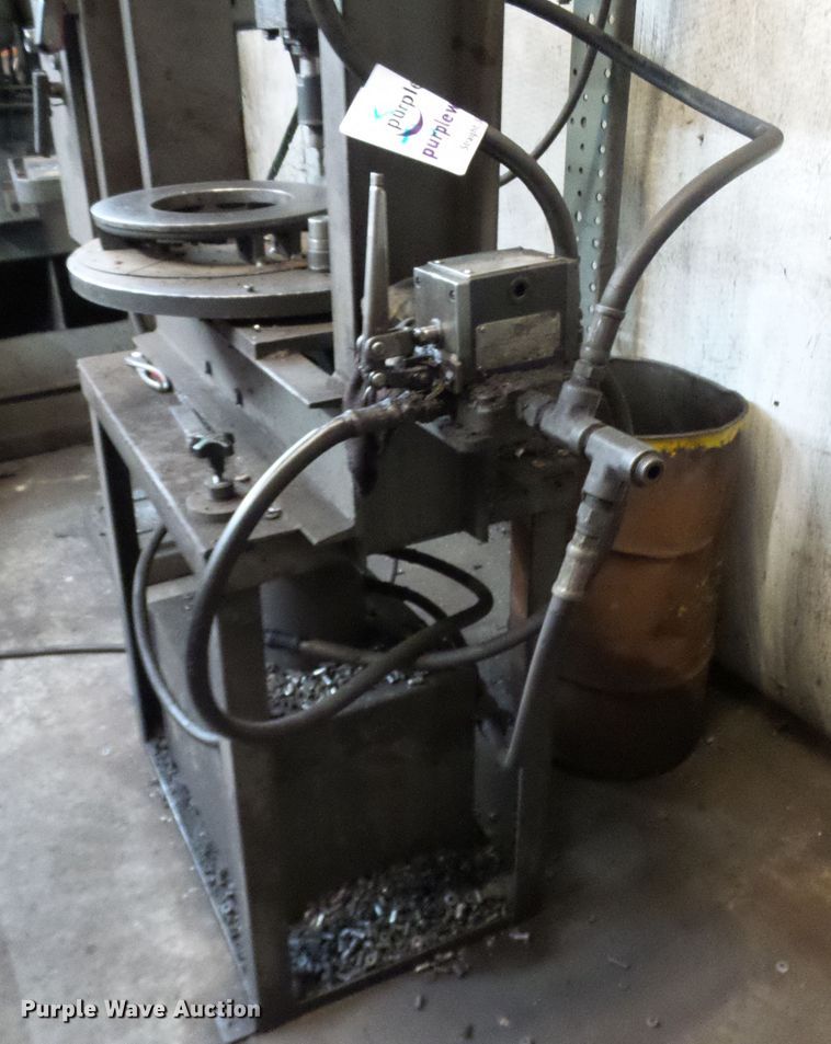 image for item DD1871 Arrow automotive hydraulic press