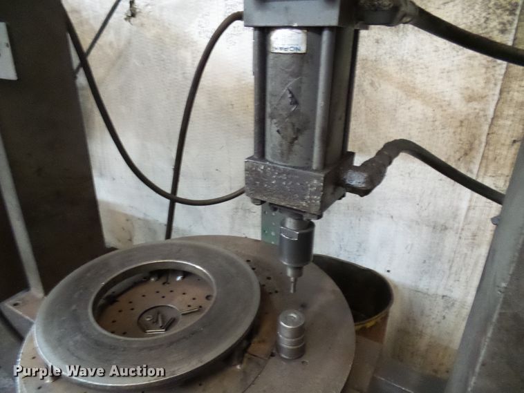 image for item DD1871 Arrow automotive hydraulic press