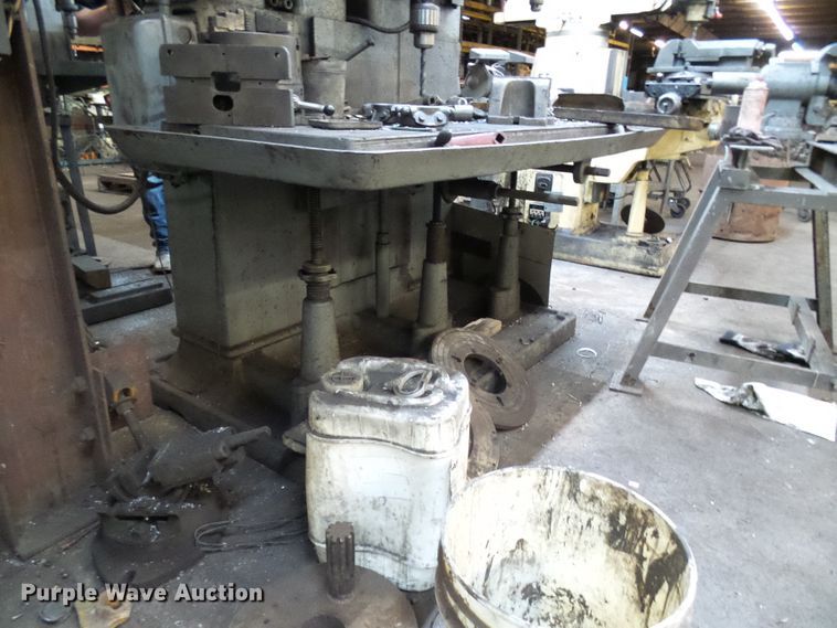 image for item DD1873 (4) Avery drill presses