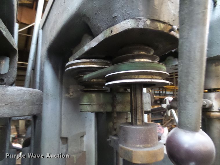 image for item DD1873 (4) Avery drill presses