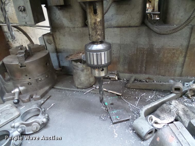 image for item DD1873 (4) Avery drill presses