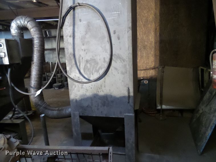 image for item DD1888 Wheelabrator sandblaster and dust collector