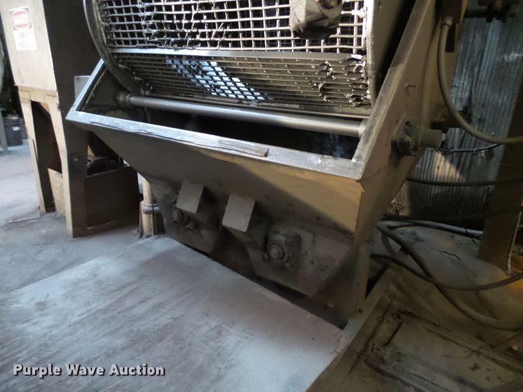 image for item DD1890 Wheelabrator sandblaster and dust collector