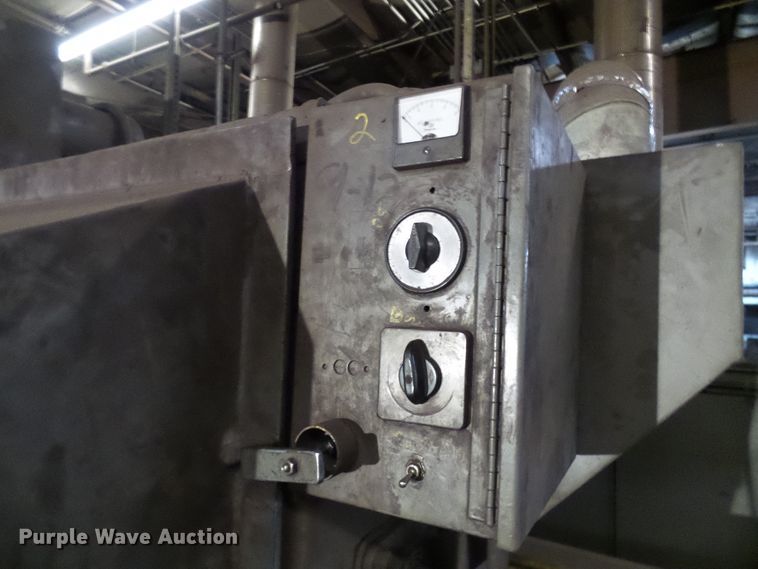 image for item DD1893 Wheelabrator sandblaster and dust collector