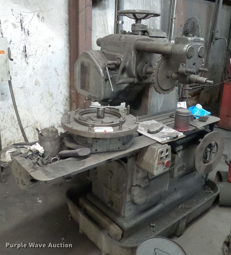 image for item DD1899 Brown & Sharpe grinder