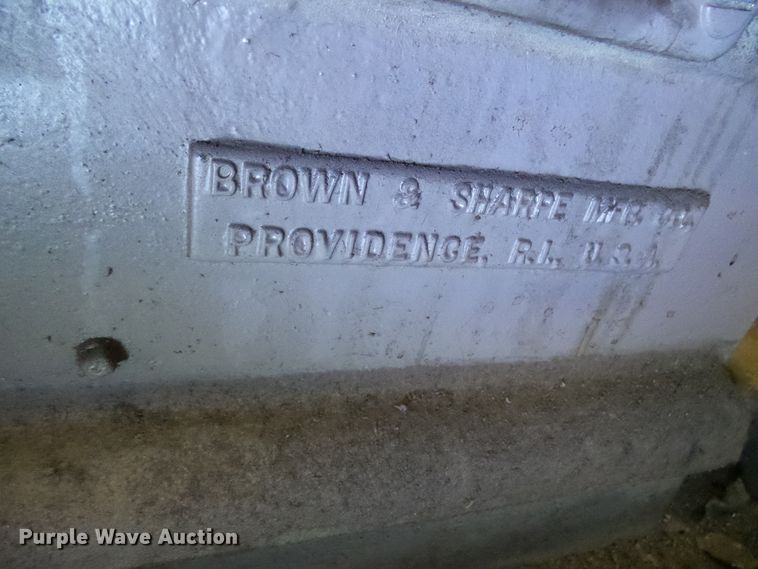 image for item DD1899 Brown & Sharpe grinder