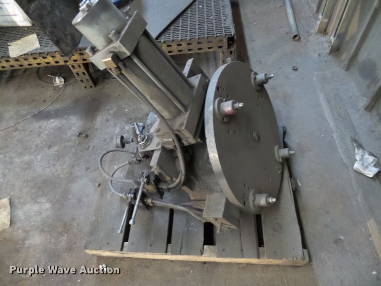 image for item DD1903 Kearney & Trecker grinder