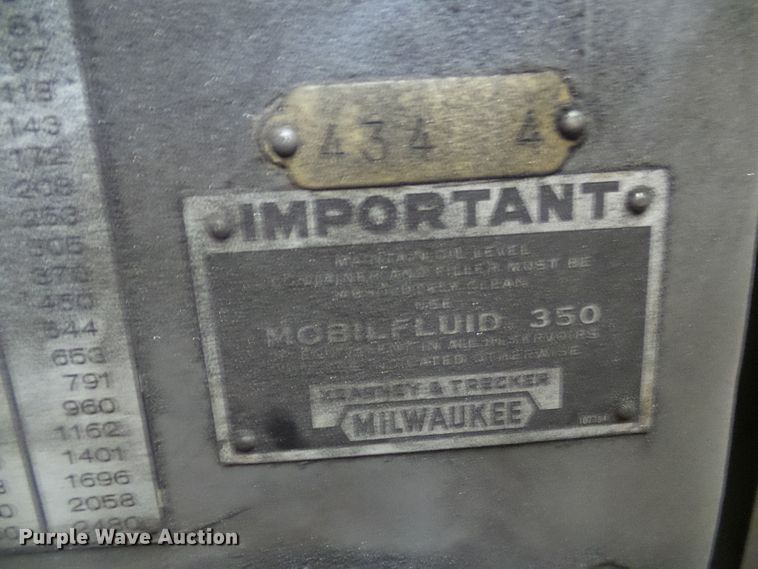 image for item DD1903 Kearney & Trecker grinder