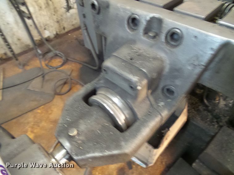 image for item DD1903 Kearney & Trecker grinder