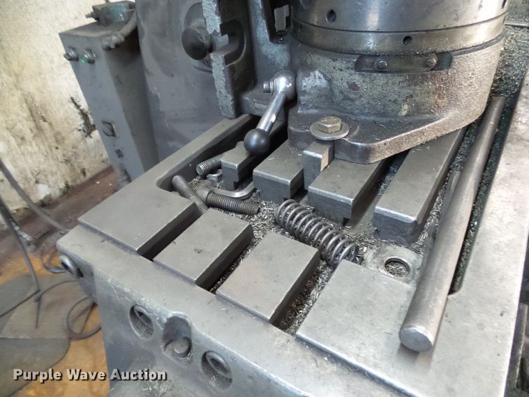 image for item DD1903 Kearney & Trecker grinder