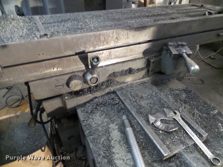 image for item DD1903 Kearney & Trecker grinder