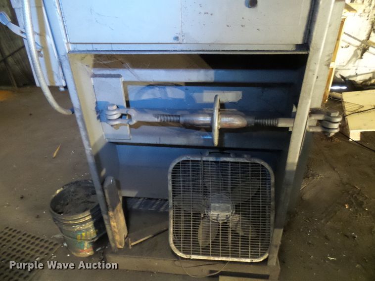 image for item DD1907 Selco VB60RH baler