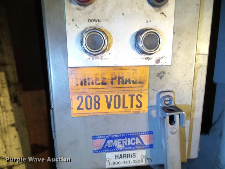 image for item DD1908 Selco VT-5-LH baler