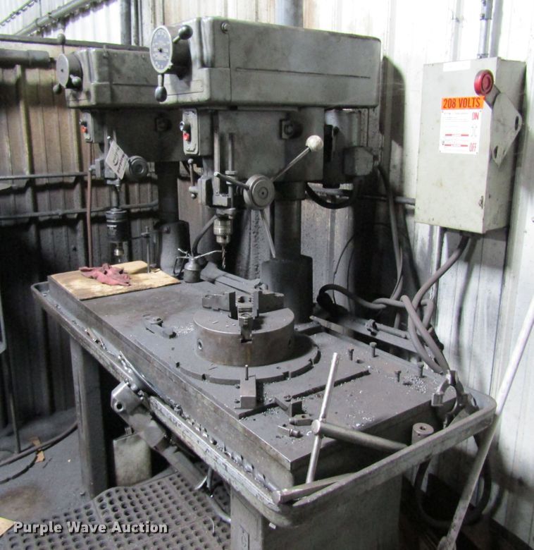 image for item DD1912 (2) Clausing 1666 drill presses