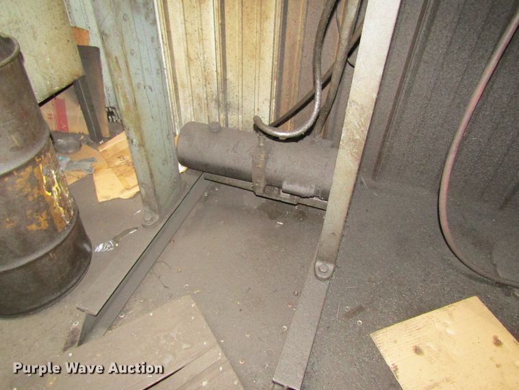 image for item DD1914 Hydraulic press