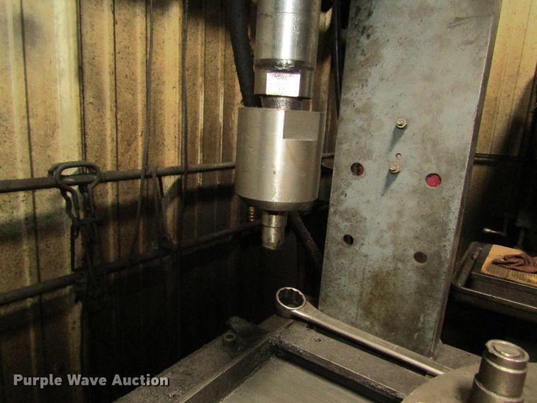 image for item DD1914 Hydraulic press