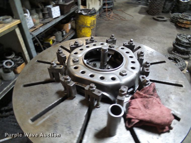 image for item DD1920 Adjusting table