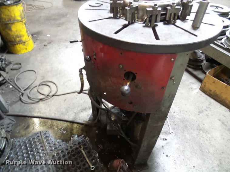 image for item DD1920 Adjusting table