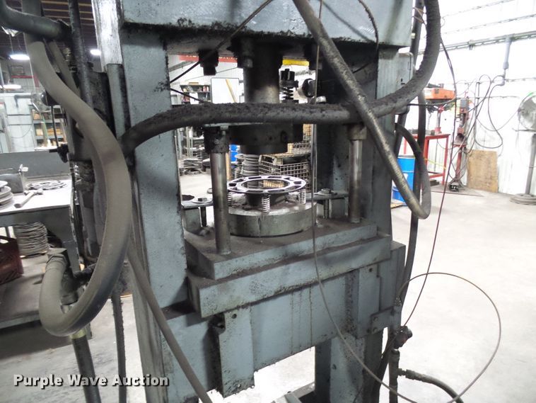 image for item DD1938 Press