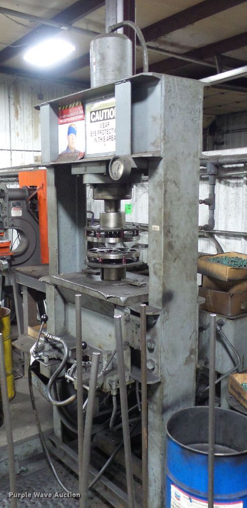 image for item DD1940 Press