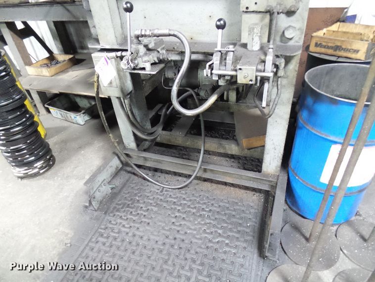 image for item DD1940 Press