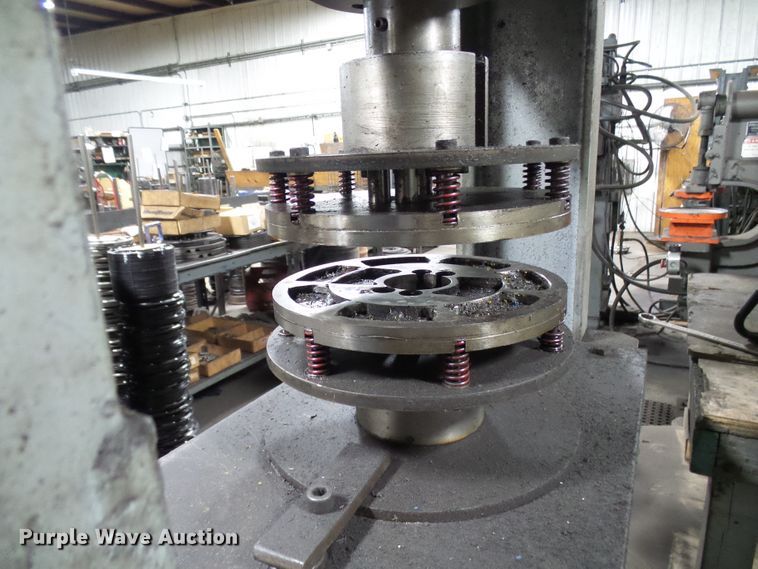 image for item DD1940 Press