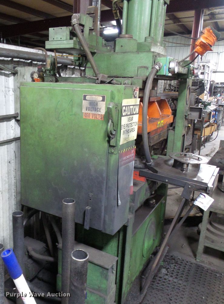 image for item DD1942 Truxton DC2-SA press