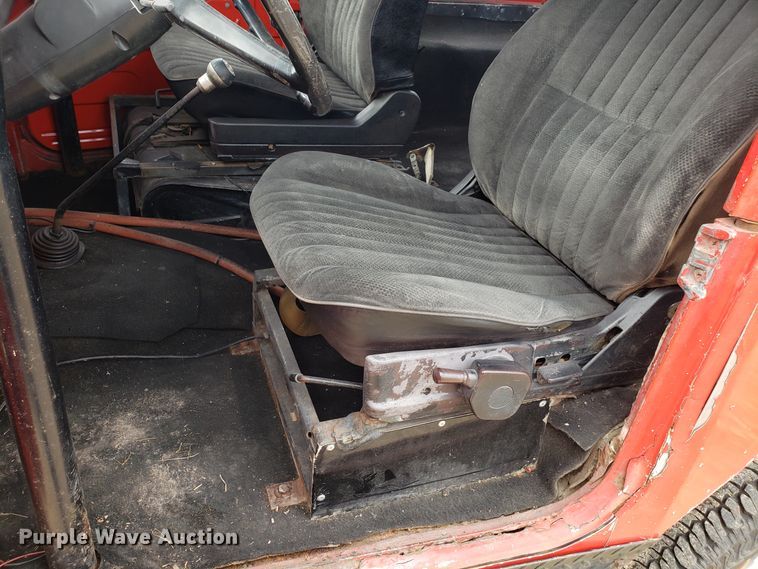 image for item DD2646 1971 Toyota FJ40 SUV