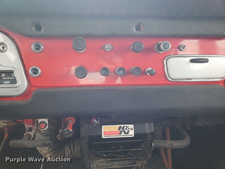 image for item DD2646 1971 Toyota FJ40 SUV