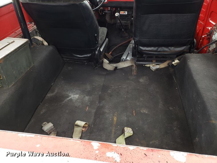 image for item DD2646 1971 Toyota FJ40 SUV